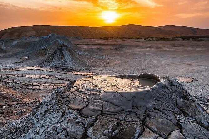 5-Day Unforgettable Private Tour in Azerbaijan - What kind of traveler this tour suits best