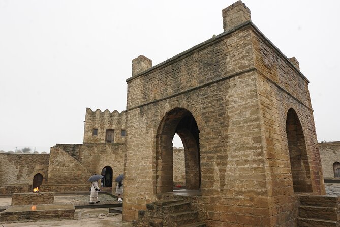 Ateshgah Fire Temple and Yanardag Fire Mountain Private Tour - The private tour feel: pickup, air-conditioned comfort, and guide energy