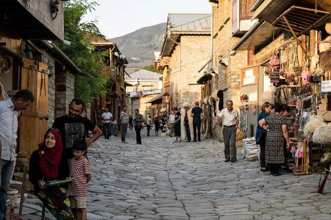 Azerbaijan tour in 2 days/Sheki+Lahij+Gabala up to Georgia Border - Mazimchay border handoff: start Georgia or return to Baku