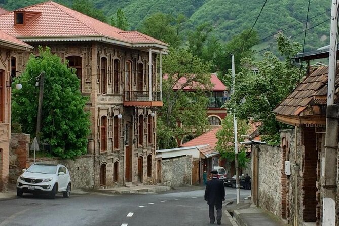 Azerbaijan tour in 2 days/Sheki+Lahij+Gabala up to Georgia Border - Day 1 arrival in Sheki: where the trading-route vibe lingers