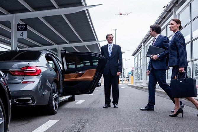 Baku Airport Private Transfer Service - Communication Reality, No English Driver and How to Plan Around It