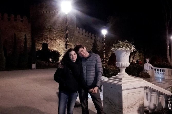 Baku by Night: Small-Group Walking Tour - Stop 5: Baku Boulevard Walkback, Maiden Tower Views, and the End at Tosca