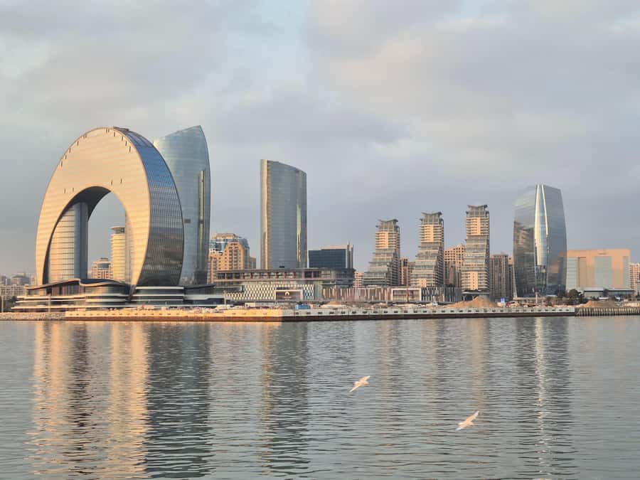 Baku: Caspian Sea Boat Tour with City Skyline Views - The 1-Hour Cruise Experience: What You Actually Do