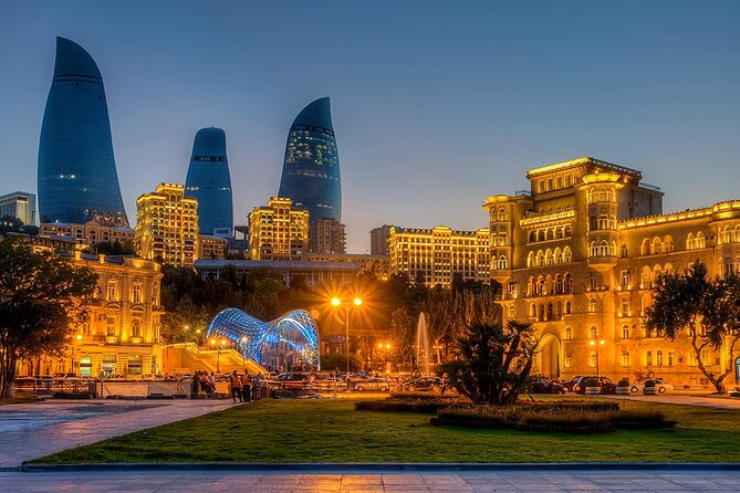 Baku City Sights Guided Night Walking Tour with Funicular - Starting at İçərişəhər Metro Station, Getting Your Bearings Fast