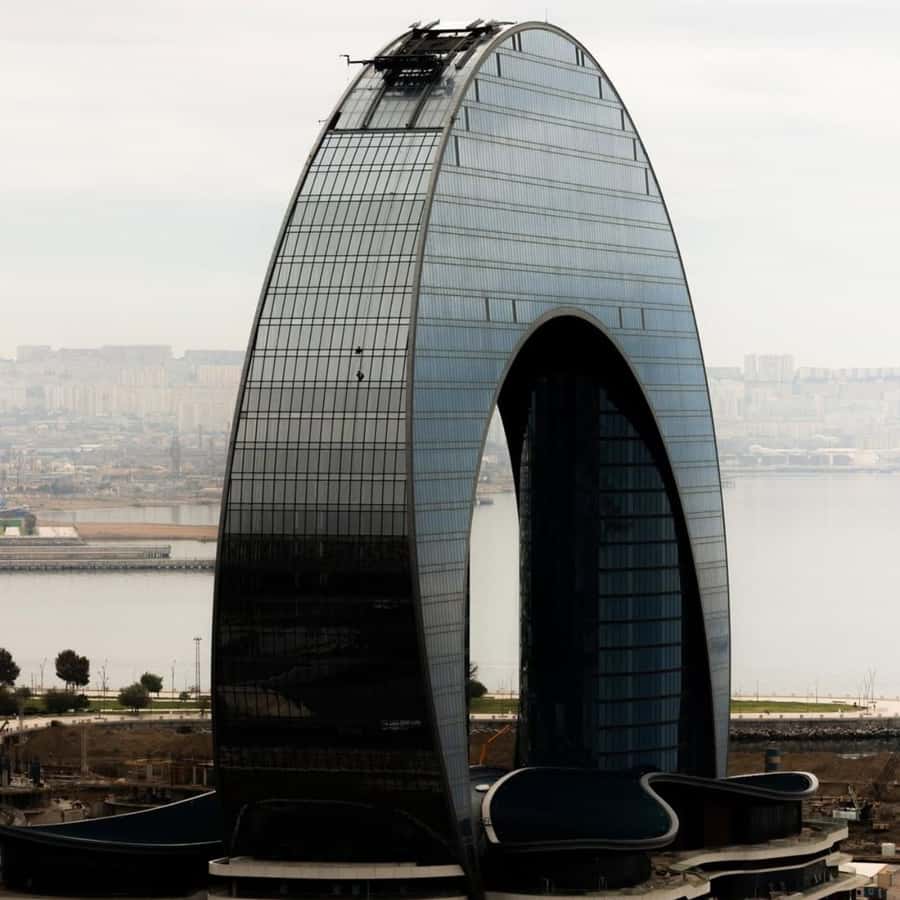 Baku City Tour: Explore the Heart of Azerbaijan - Guide Style and Group Pace: What You Can Expect