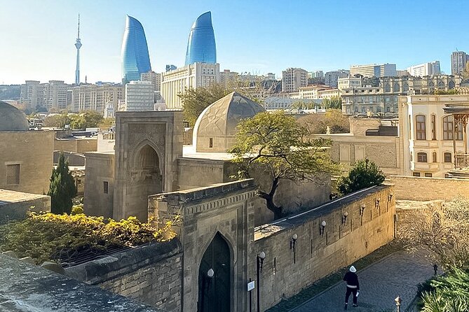 Baku City tours, Guide, Full Day Tour in Baku - Heydar Aliyev Cultural Center museum walk: modern design with time to breathe
