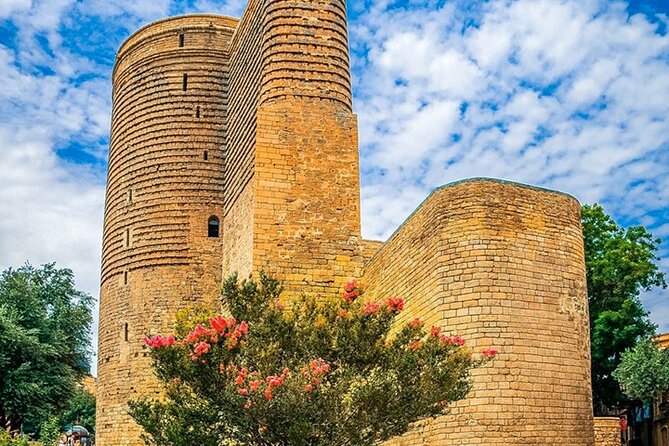 Baku City tours, Guide, Full Day Tour in Baku - Hilton Baku and Icherisheher: Maiden’s Castle and the old-city walk