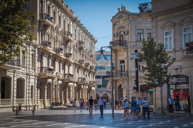 Baku Downtown Original Walking Tour - Starting at Sabir Statue and İsmailiyyə Sarayı