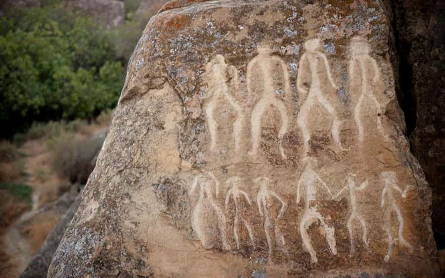 Baku: Gobustan & Absheron Group Tour + Lunch & Tickets inc - Pickup points in Baku and a smoother start than DIY