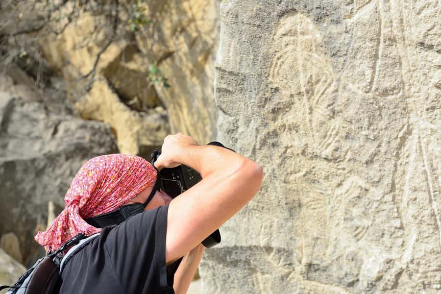 Baku: Gobustan/Absheron guided tour with lunch and tickets - Yanar Dag: Burning Mountain and why it feels unreal