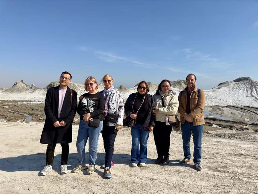 Baku: Gobustan Absheron Tour Entry Tickets included - Yanardag Burning Mountain: flames from the hillside that keep going
