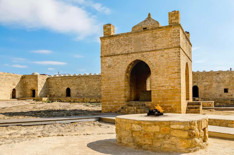 Baku: Gobustan, Mud Volcanoes & Absheron (Group or Private) - Group size, guides, and how to get the most out of the day