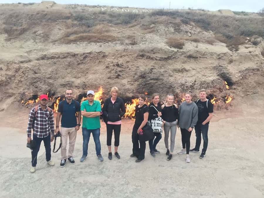 Baku: Gobustan, Volcanoes, Fire Temple and Yanardag Day Trip - Mud volcanoes on the Absheron coast: when the earth makes noise