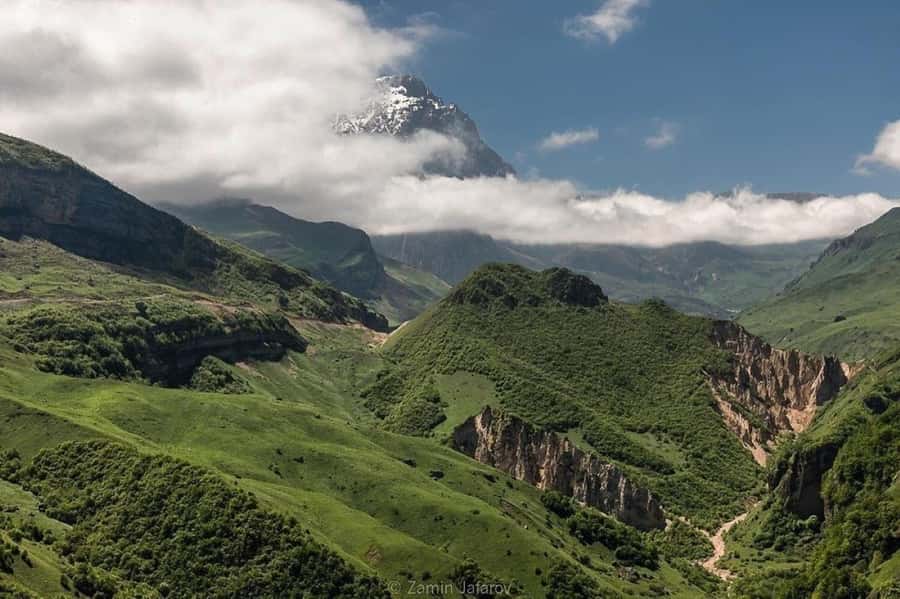 Baku: Guba-Shahdag Resort-Candy Mountain and Laza Waterfall - Laza Waterfalls: village nature, hiking feet, and local snacks