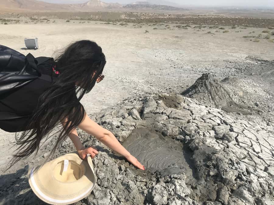 Baku: Half-Day Gobustan and Mud Volcanoes Tour with Entry - Gobustan and the mud volcanoes, why this combo works