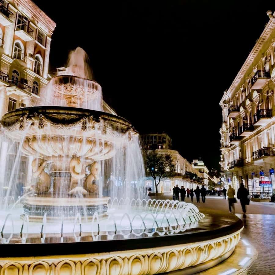 Baku: Light-Up Baku Walking Evening Tour - Key Highlights You Will Notice Fast