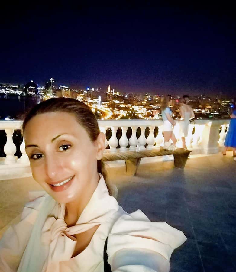 Baku: Light-Up Baku Walking Evening Tour - Pricing and Value: Is $140 for a 4-Hour Night Tour Reasonable?