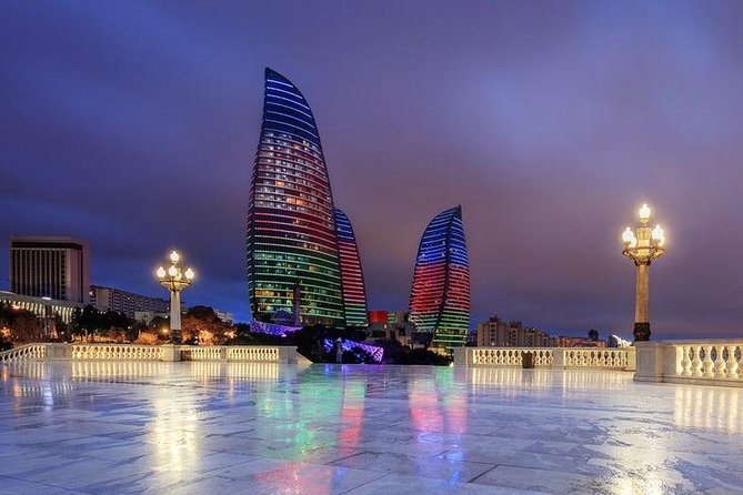 Baku Lights: the Night Tour illuminated by Baku lights - How the Pickup, Small Group Size, and Timing Work