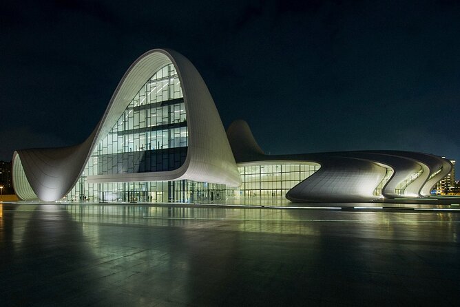 Baku Night City Tour Discover the Magic of Illuminated Landmarks - How Baku’s lights turn architecture into a story