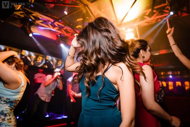 Baku Night Life Experience (All inclusive) - First Stop: A Recommended Nightclub Near Fountain Square