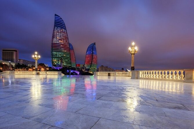 Baku Night Panoramic tour - Practical tips to make your night photos and walking easier