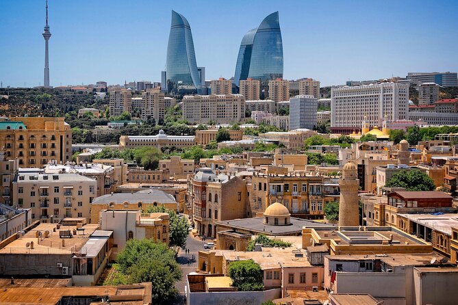 Baku Old City (Icherisheher) Group Tour - Traditional eats and local tips that save time