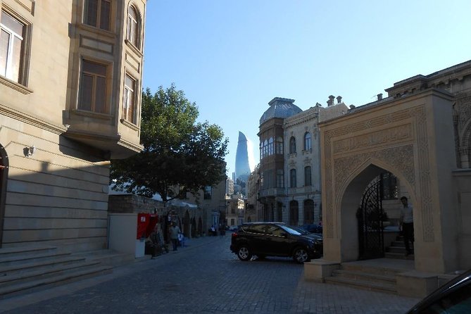 Baku Old City Tour - Stop 1: Palace of the Shirvanshahs, what to look for fast