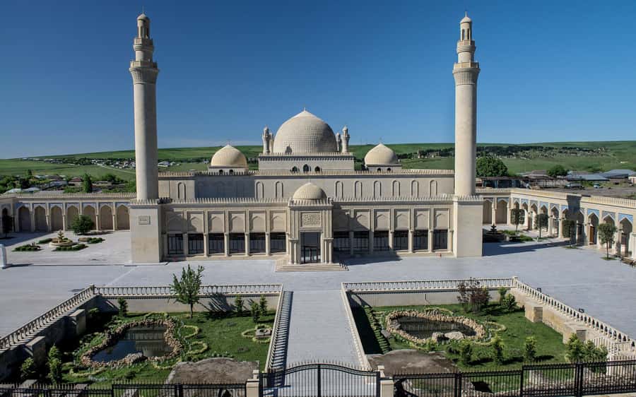 Baku: Shamakhi and Gabala Trip - Seven Beauties Waterfall: The Climb Is Optional, But So Is the Best View