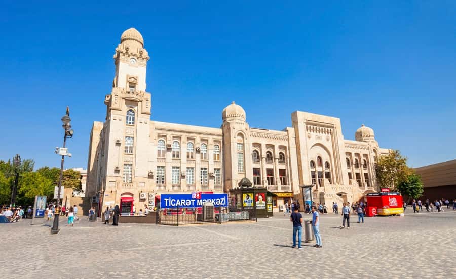 Baku Street Food Tour - Getting picked up, then not worrying about transport