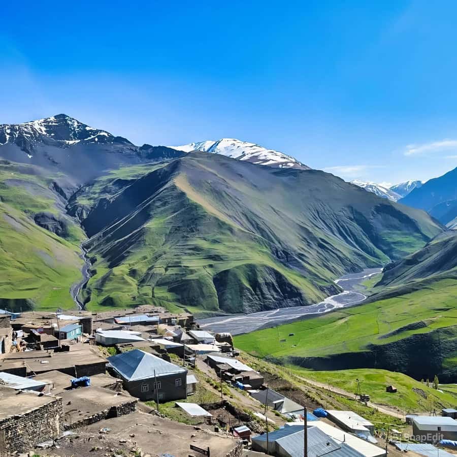 Baku to Khinaliq village, Guba, Candy Cane, w Homemade Lunch - A 12-hour route that trades city time for mountain views and village reality