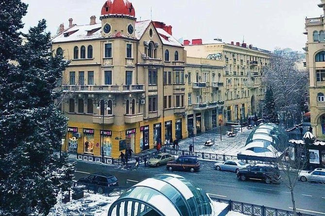 BAKU WALKING tour with the best STREET FOOD and DRINK tasting - Meeting at Icherisheher, Then Back Again
