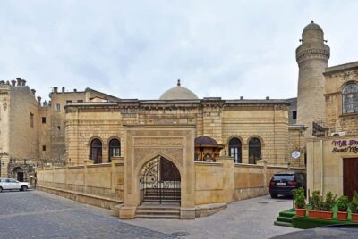 Best of Baku: 4-Hour City Tour Historic and Modern Landmarks