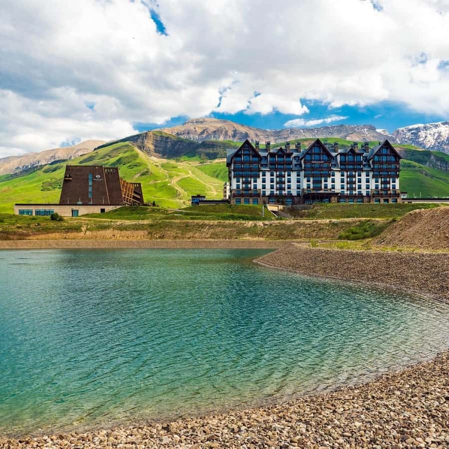 From Baku: Shahdag Mountain Resort Day Trip - Activities by Season: Snow Fun in Winter, Flying and Riding in Summer
