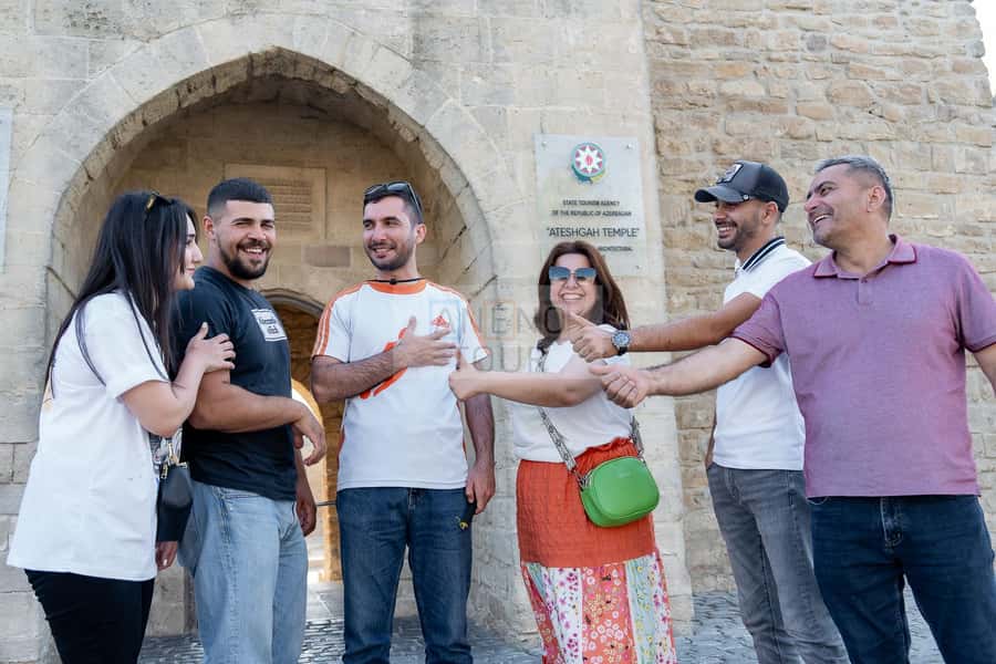 From Bakü: Sightseeing - Ateshgah - Yanardag - Gobustan - Yanardag Eternal Flame: What to Watch For