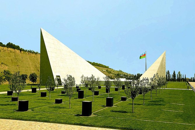 Full-Day Private Tour of Guba and Khinalig - Stop 1: Qechresh Bag and the Qechresh Forest Photo Break