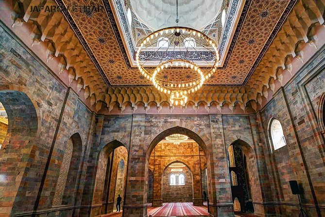 Gabala & Shamakhi Trip ( Group or Private) - Stop 2: Juma Mosque of Shamakhi, the emotional anchor of the day