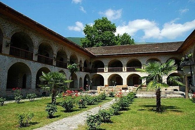 Gabala-Sheki Tour 2 Days, 1 Night (All Inclusive) - Shamakhi’s Juma Mosque, When a Big Mosque Becomes a Starting Point