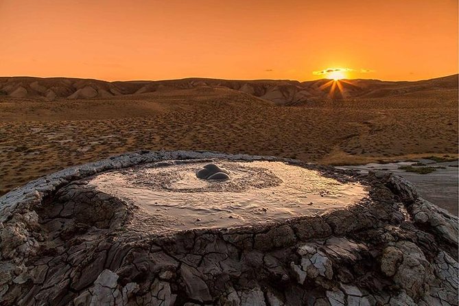 Gobustan+Absheron Day Trip - Lunch and timing: fitting a buffet into a 6 to 8 hour day