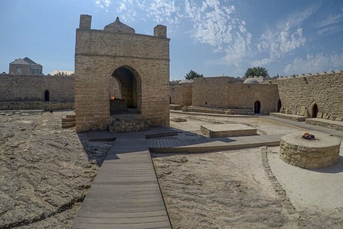 Gobustan-Absheron Tour - Stop 6: Ateshgah Fire Temple and the Absheron caravanserai