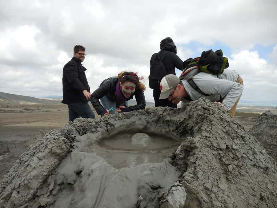 Gobustan & Mud, Fire Temple, Burning Mountain, H.A. Center - Price and logistics: what you pay, what you still need to budget