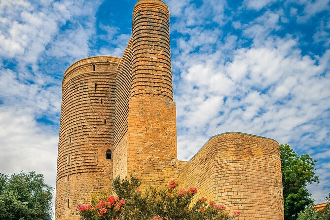 Group Walking Tour in Baku Old City - Pace, group size, and what to expect on the ground