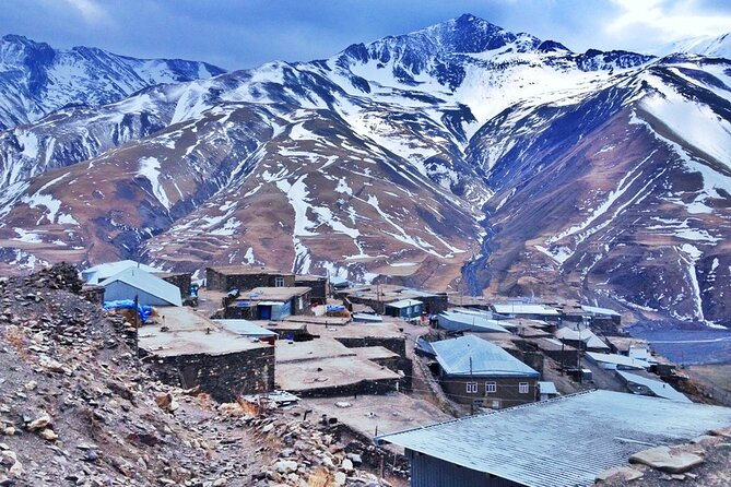 Guba and Khinalig Village Tour (Full-Day) Including Lunch - Stop 1: Besh Barmag Mountain, the Five-Finger Lookout