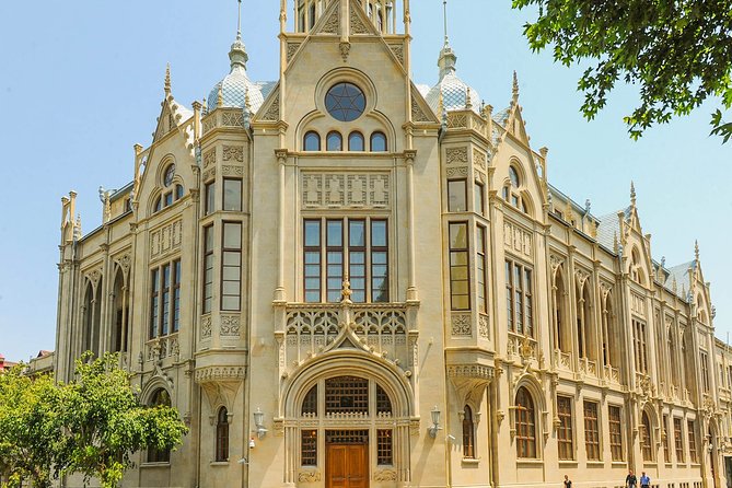 Half-Day Baku Private Walking Tour with Pickup - Pickup and drop-off, because Baku is best with less stress