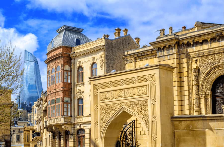 Heartbeat of Baku: Old & Modern City Walk (Group or Private) - Step into Icheri Sheher: UNESCO Old City lanes that feel like a maze