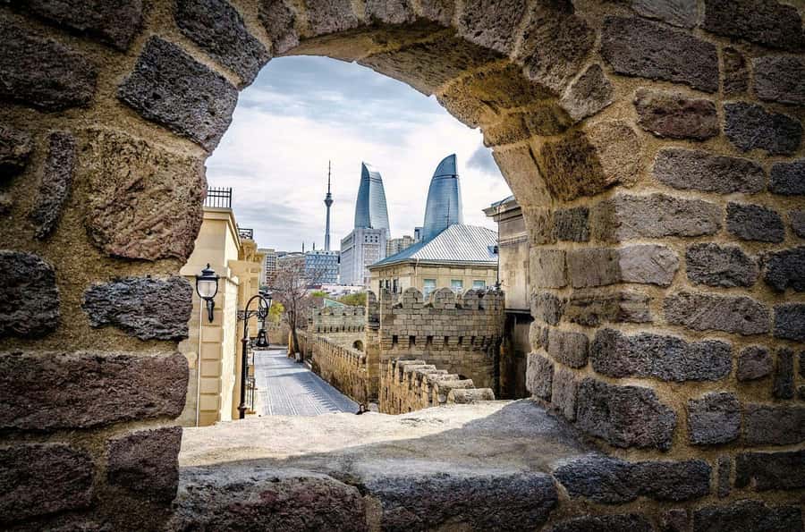 Heartbeat of Baku: Old & Modern City Walk (Group or Private) - Price, time on your feet, and where the tour starts