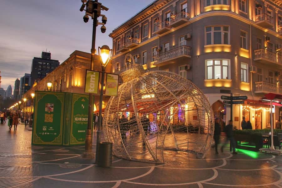 Incredible Baku Nights Panoramic Tour - Timing, walking pace, and how to make it feel relaxed