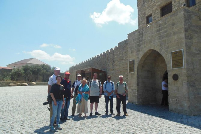 Mystic Ateshgah and Yanar Dag Tour - Sahil Park timing: the quick reset at the end