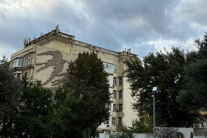 Old City tour - Walking the Old City streets: medieval walls, oil-barons, and modern edges