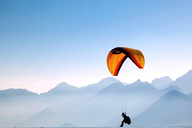 Paragliding Tour Baku - Beshbarmagh Paragliding: What makes the views so good from up there