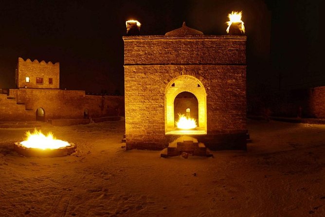 Private Ateshgah & Yanardag Tour - Yanardag Fire Mountain: the burning hill that people talk about for a reason